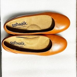 COPY - Softwalk flat comfort to your feet